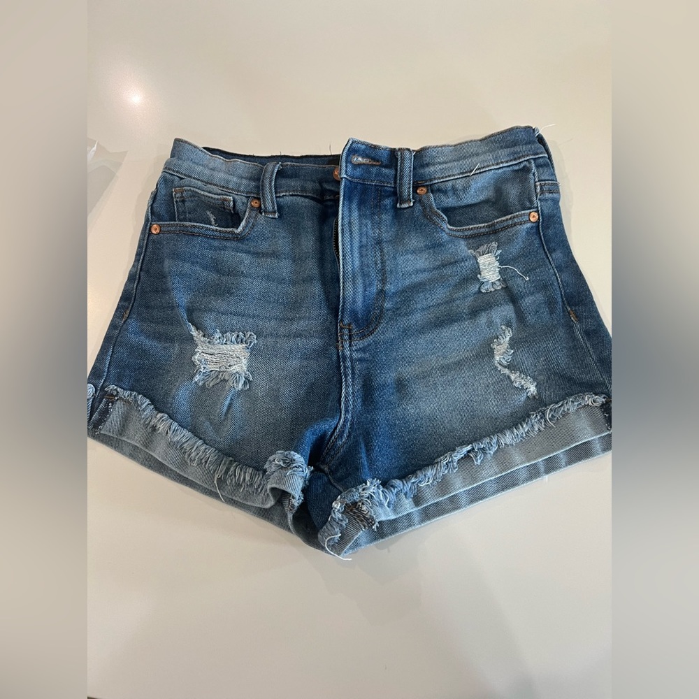 The High Rise Skater from Kendall and Kylie